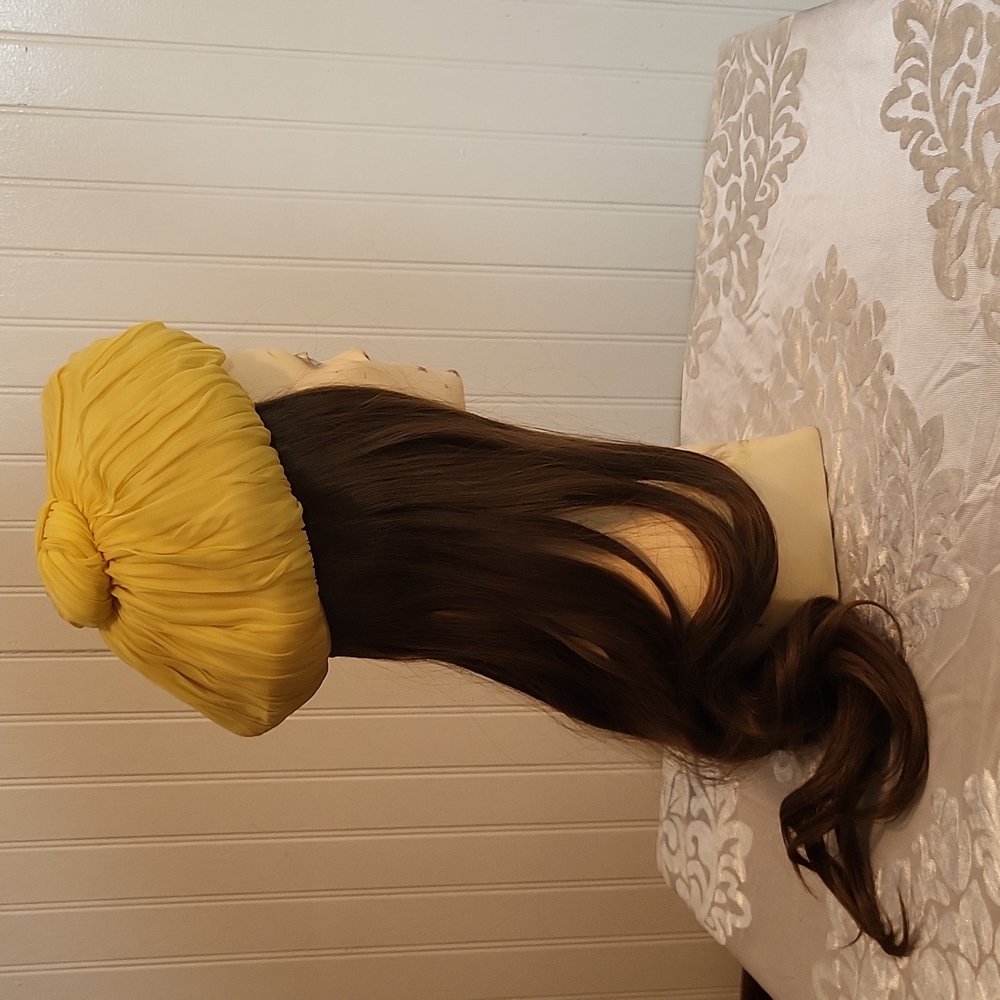 20" Long Synthetic Halo Hair extension Brown Curled Layered